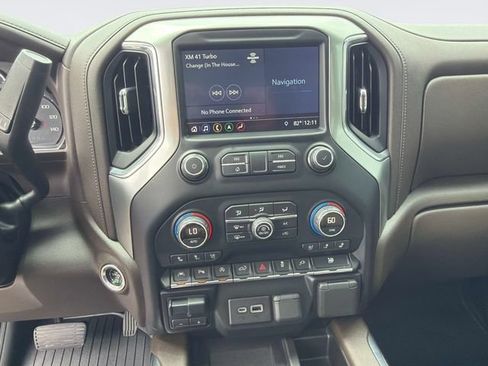 Used 2019 Chevrolet Silverado 1500 LTZ w/ LTZ Premium Package AWD/4WD image 27