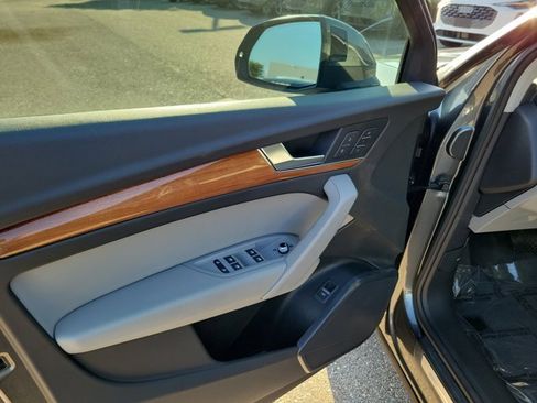 Certified 2023 Audi Q5 2.0T Premium image 18