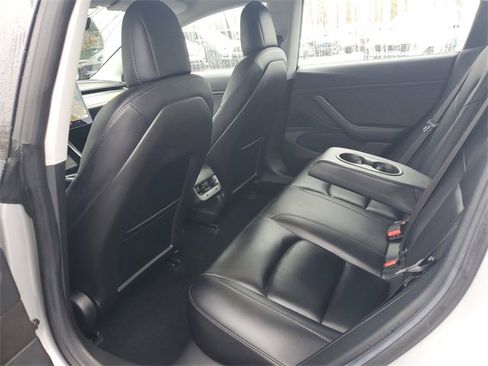 Used 2018 Tesla Model 3 image 20