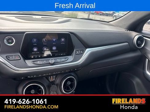 Used 2020 Chevrolet Blazer LT FWD image 23