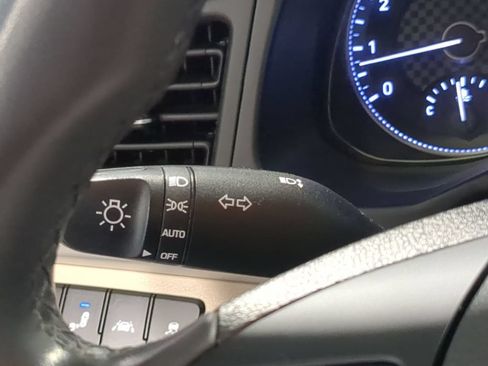 Used 2020 Hyundai Elantra Value Edition FWD image 31