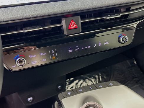 Used 2023 Kia EV6 Wind image 16