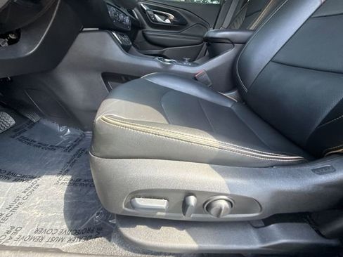 Used 2024 GMC Terrain AT4 AWD/4WD image 12