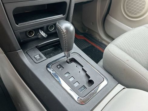 Used 2008 Chrysler Pacifica Touring FWD image 22