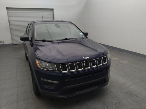 Used 2018 Jeep Compass Sport w/ Tech Group FWD image 14