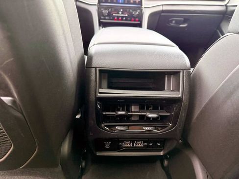 Used 2022 Jeep Grand Cherokee Limited 4xe AWD/4WD image 15