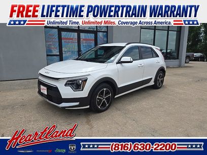 Used 2024 Kia Niro EX