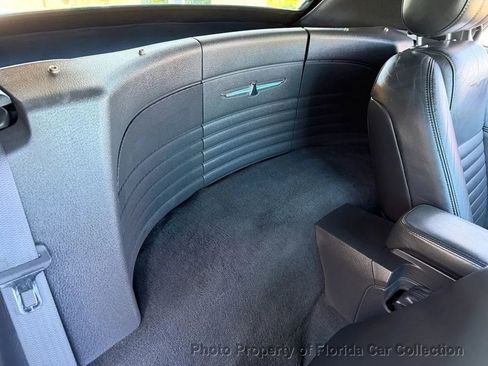Used 2002 Ford Thunderbird image 32