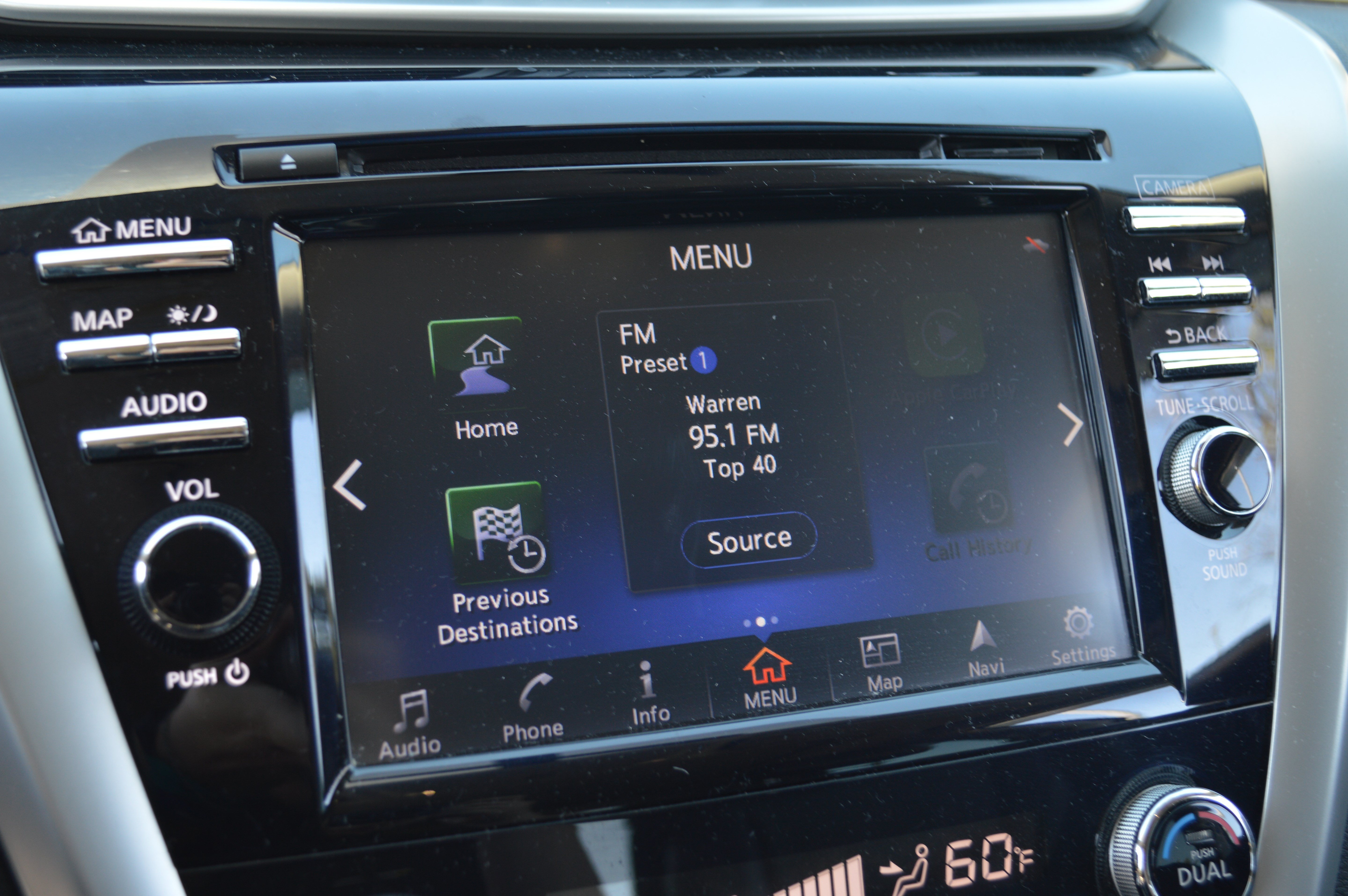 Used 2017 Nissan Murano Platinum w/ Platinum Technology Package FWD image 19