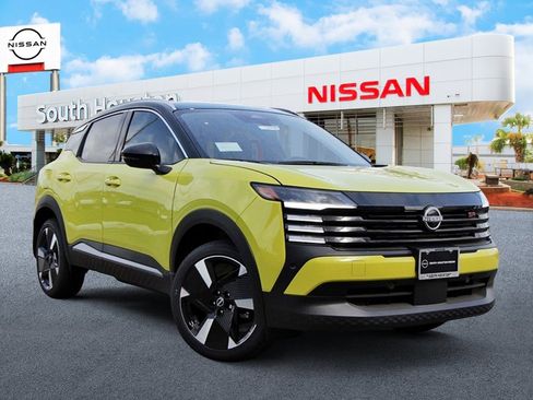 New 2025 Nissan Kicks SR w/ Illumination Package image 1