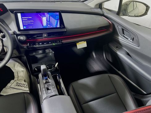 New 2026 Toyota Prius Plug-In Hybrid FWD image 19