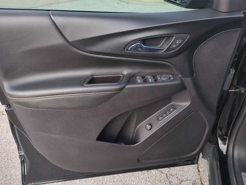 Used 2021 Chevrolet Equinox Premier FWD image 21