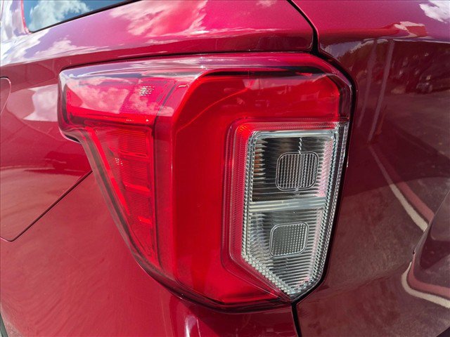 Used 2022 Ford Explorer XLT RWD image 28