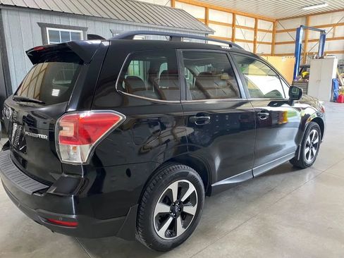 Used 2018 Subaru Forester 2.5i Limited AWD/4WD image 6