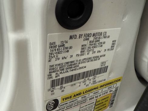 Used 2017 Lincoln Navigator L Reserve image 34