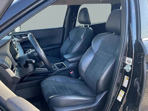 Used 2022 Mitsubishi Outlander SE image 24