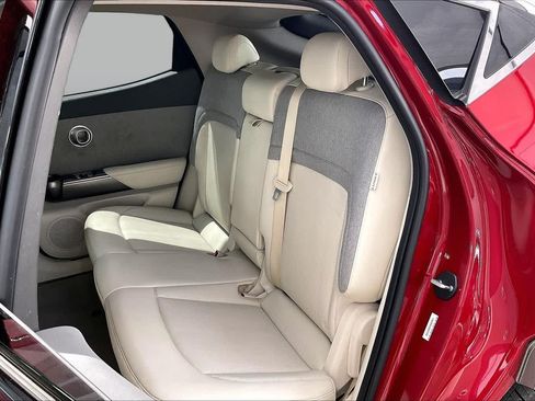 Used 2025 Genesis GV60 RWD image 20