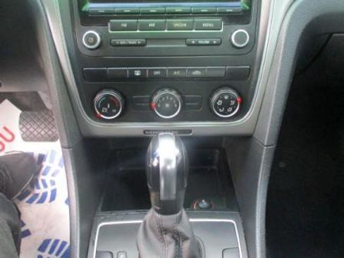 Used 2014 Volkswagen Passat 2.5 S image 10