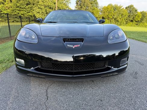 Used 2013 Chevrolet Corvette Grand Sport w/ 2LT Preferred Equipment Group RWD image 17