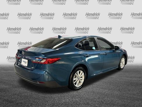 Used 2025 Toyota Camry LE FWD image 10