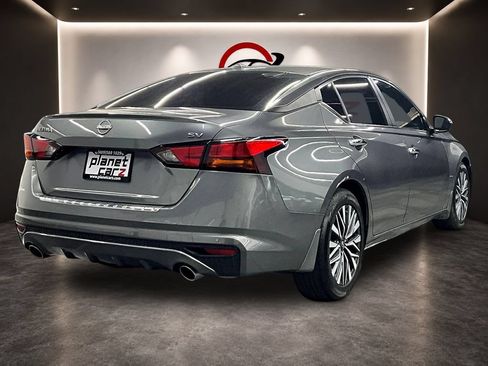 Used 2023 Nissan Altima 2.5 SV w/ SV Premium Package FWD image 7
