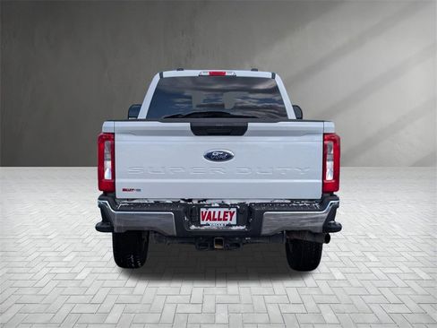 Used 2025 Ford F350 XLT image 8