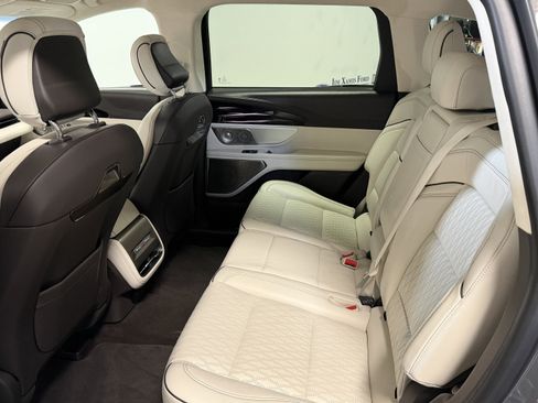 Used 2024 Lincoln Nautilus Black Label image 24