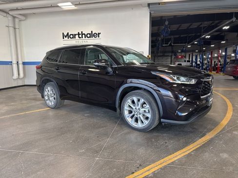 Used 2021 Toyota Highlander Limited image 5