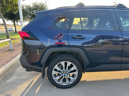 Used 2025 Toyota RAV4 XLE Premium FWD image 10