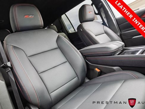 Used 2026 Chevrolet Traverse Z71 w/ Driver Confidence Package image 5