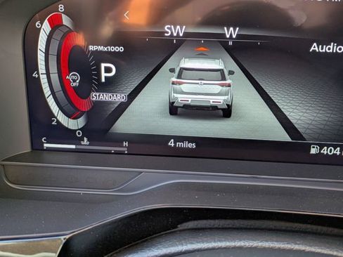 New 2025 Nissan Pathfinder Platinum w/ Black Appearance Package image 18