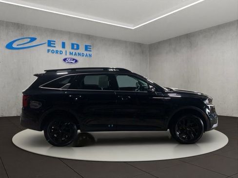 Used 2023 Kia Sorento S AWD/4WD image 8