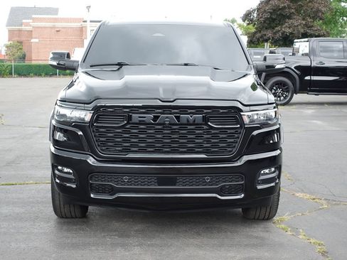 Used 2025 RAM 1500 Big Horn AWD/4WD image 5