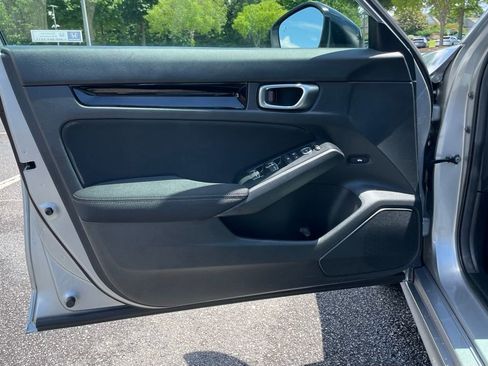 Certified 2025 Honda Civic Sport image 23