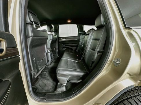 Used 2014 Jeep Grand Cherokee Limited RWD image 22