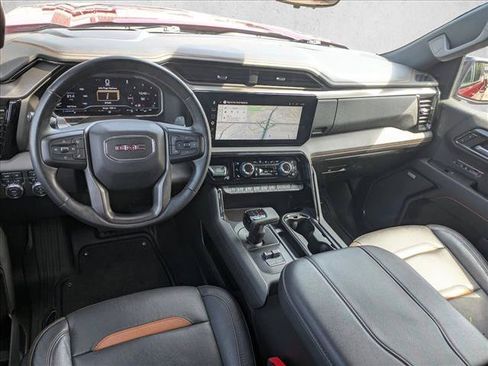 Used 2024 GMC Sierra 1500 AT4 w/ Technology Package AWD/4WD image 17