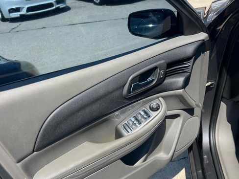 Used 2013 Chevrolet Malibu LS w/ Protection Package FWD image 10