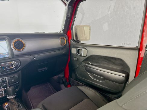 Used 2020 Jeep Gladiator Mojave image 27