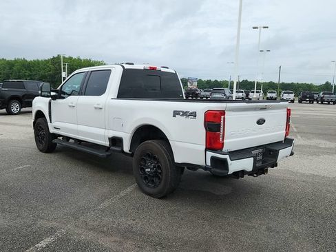 Used 2023 Ford F250 Lariat w/ Lariat Ultimate Package AWD/4WD image 6