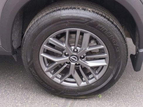 Used 2022 Nissan Rogue S AWD/4WD image 32