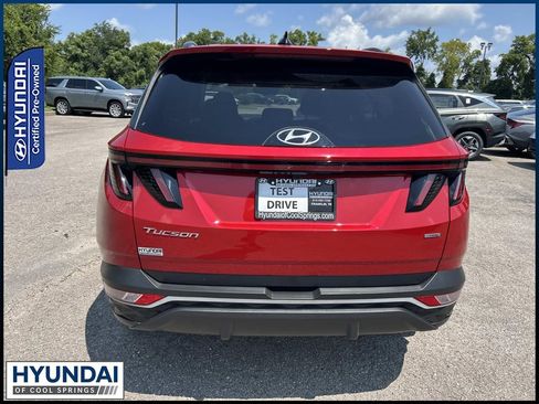 Certified 2023 Hyundai Tucson SEL AWD/4WD image 6