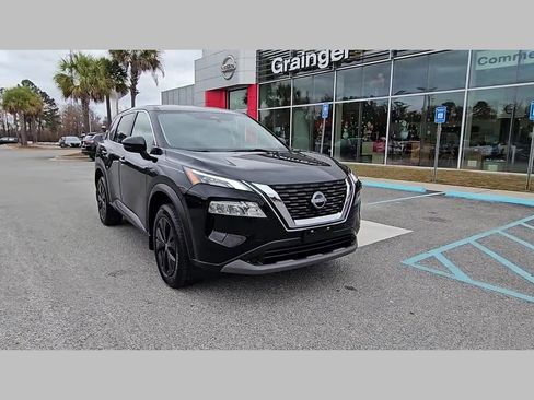 Used 2023 Nissan Rogue SV image 19