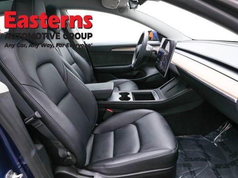 Used 2023 Tesla Model 3 Standard Range image 21