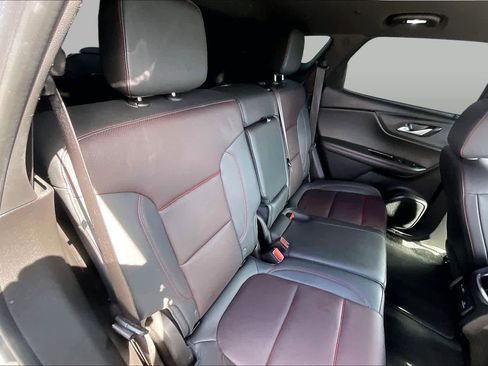 Used 2022 Chevrolet Blazer RS w/ Enhanced Convenience Package FWD image 19
