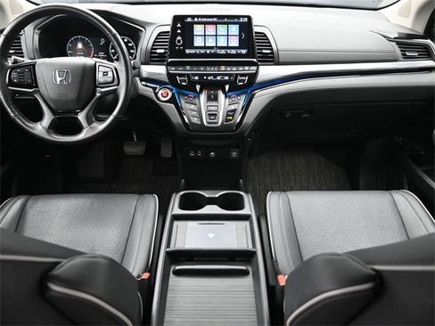 Used 2025 Honda Odyssey Elite image 22