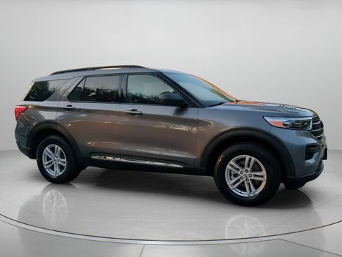 Certified 2023 Ford Explorer XLT AWD/4WD image 35