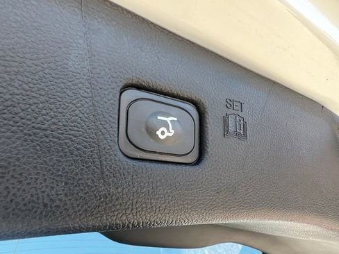 Used 2024 Ford Edge ST w/ Equipment Group 401A AWD/4WD image 25
