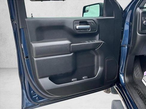 Used 2021 Chevrolet Silverado 1500 Custom RWD image 17