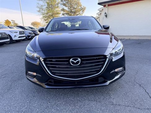 Used 2018 MAZDA MAZDA3 Touring image 2