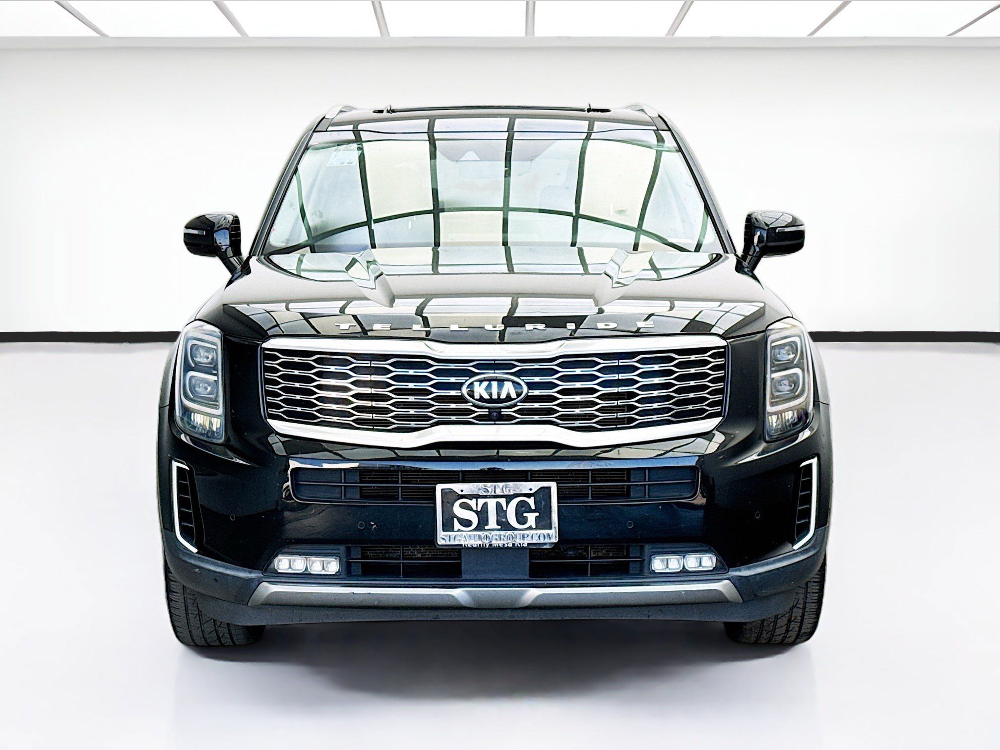 Used 2021 Kia Telluride SX w/ Towing Package FWD image 2